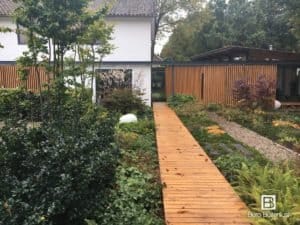 Buro Buitenlust ontwerpt sfeervolle tuinen met een natuurlijke uitstraling. Unieke en persoonlijke tuinen die elk jaar mooier worden.